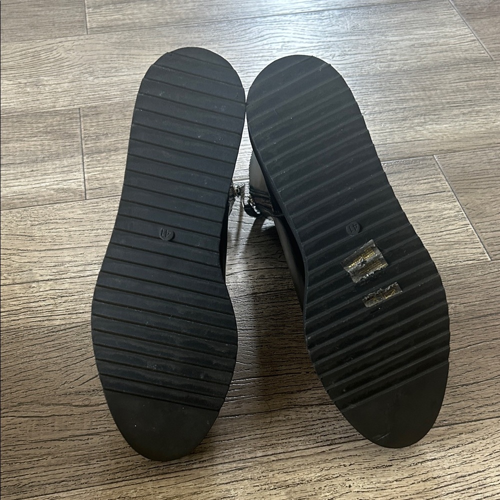 H&M Glossy Black Ankle Booties - Picture 9 of 9